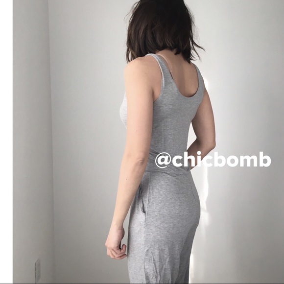 Sexy basic jumpsuit - Picture 6 of 7